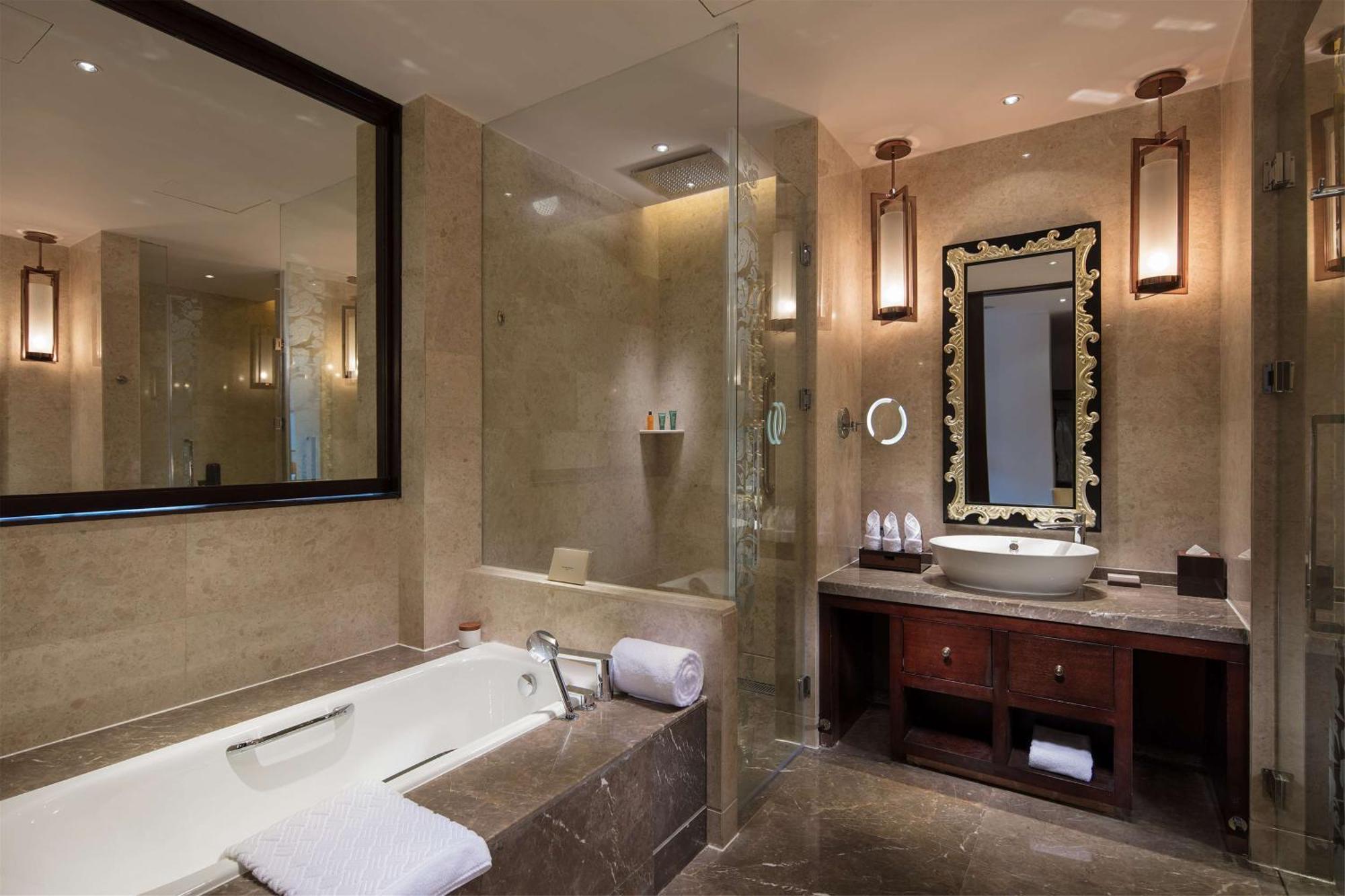 Hilton Linzhi Resort Нъингчи Екстериор снимка