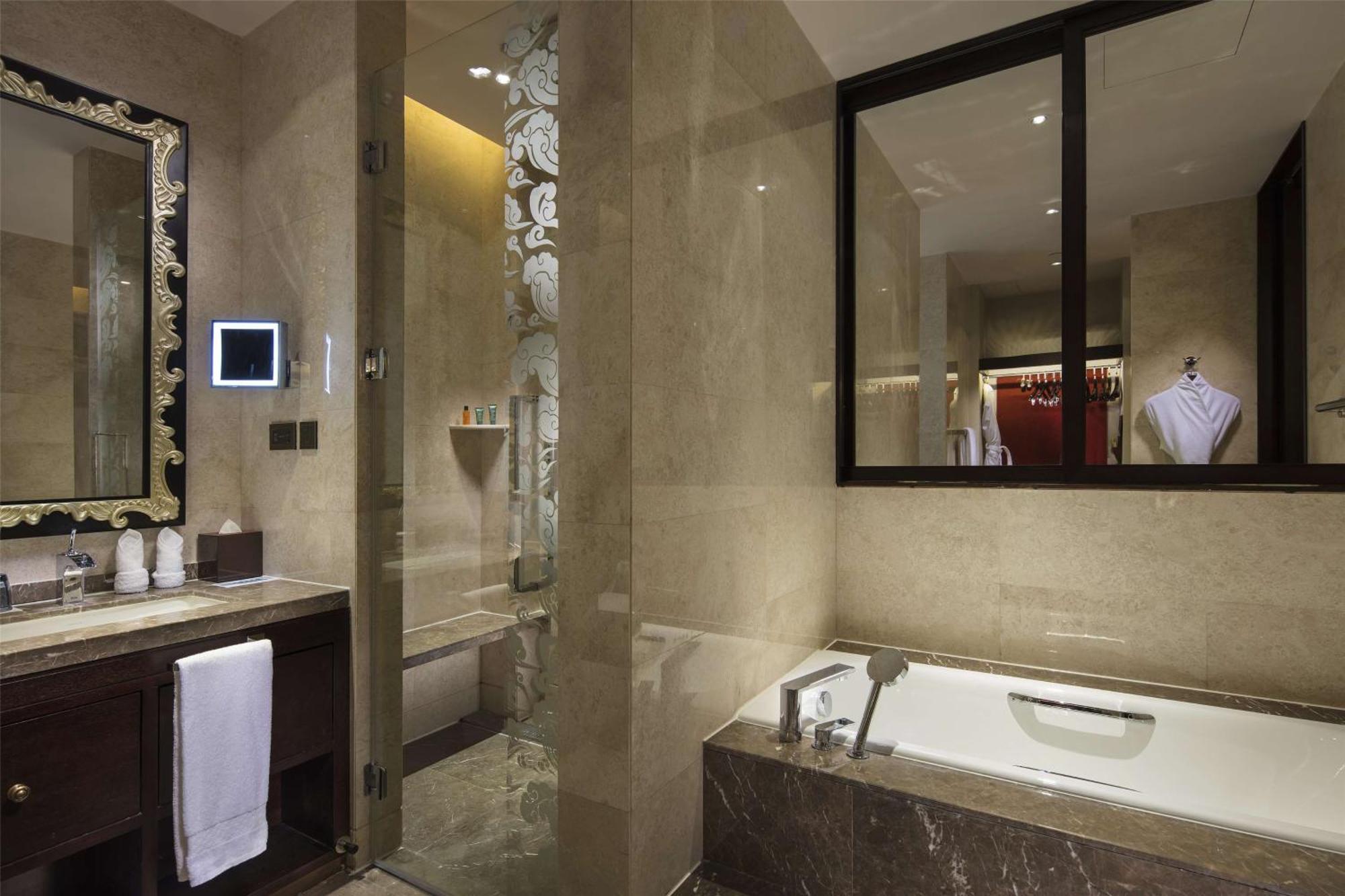 Hilton Linzhi Resort Нъингчи Екстериор снимка