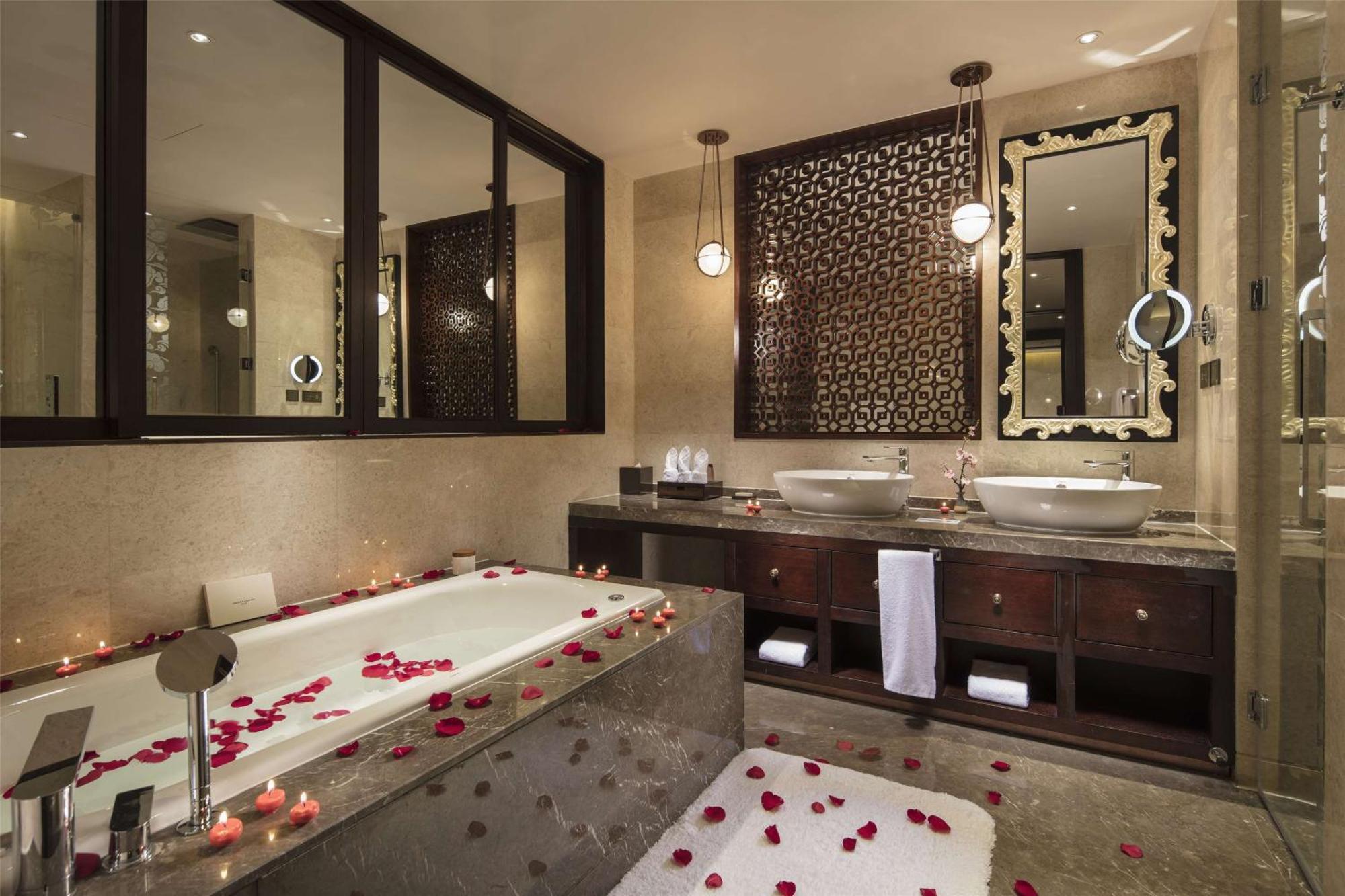 Hilton Linzhi Resort Нъингчи Екстериор снимка