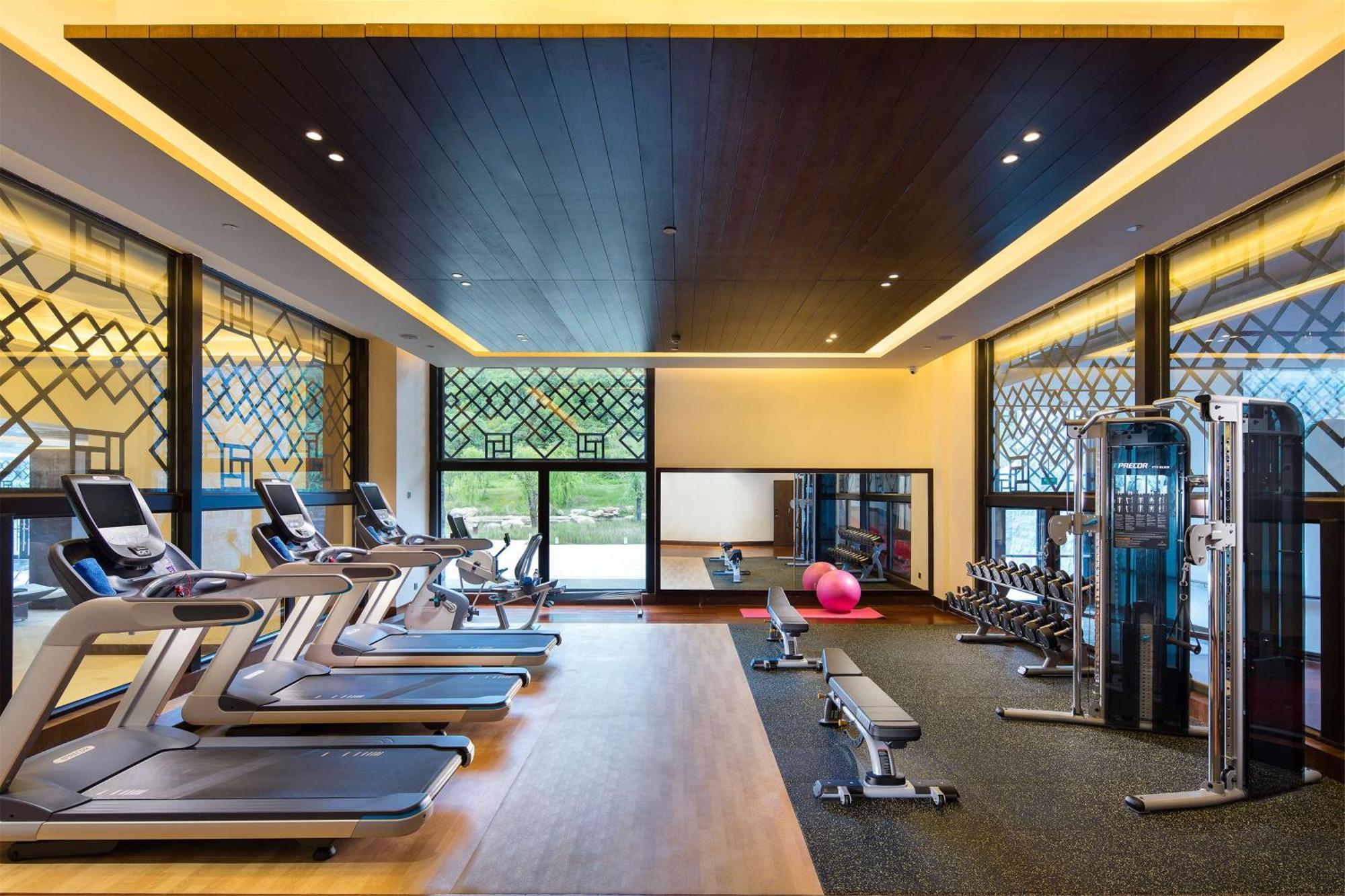 Hilton Linzhi Resort Нъингчи Екстериор снимка